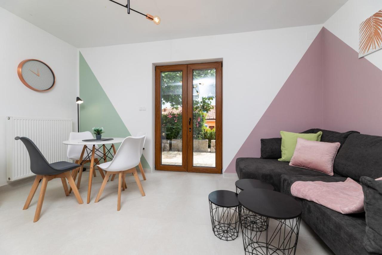 קרק Apartments Vjeko מראה חיצוני תמונה